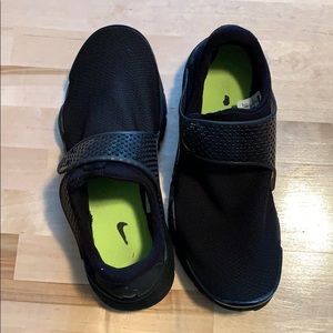 Nike Sock Dart - like new